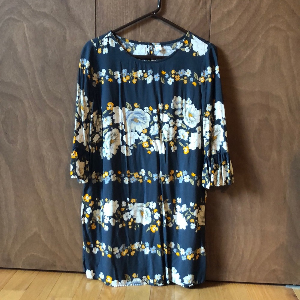 Old Navy long sleeve dress